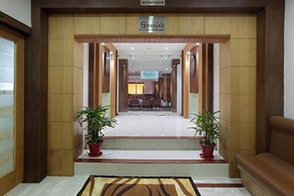 Hotel Anjali Park กัตตะยัม ภายนอก รูปภาพ